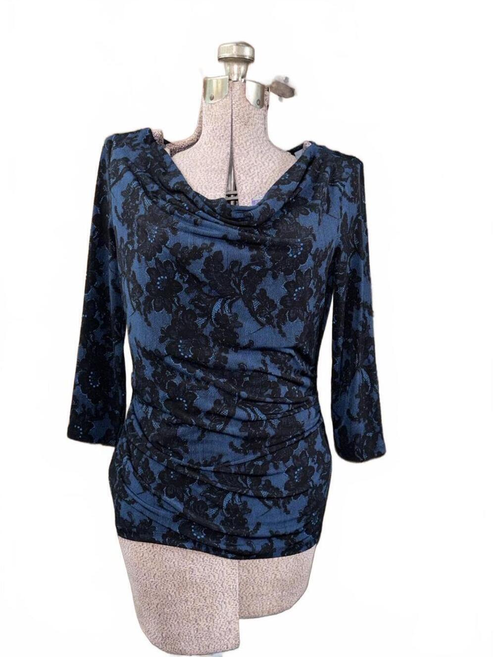 7th Avenue Design Studio New York & Company navy blue floral lace blouse